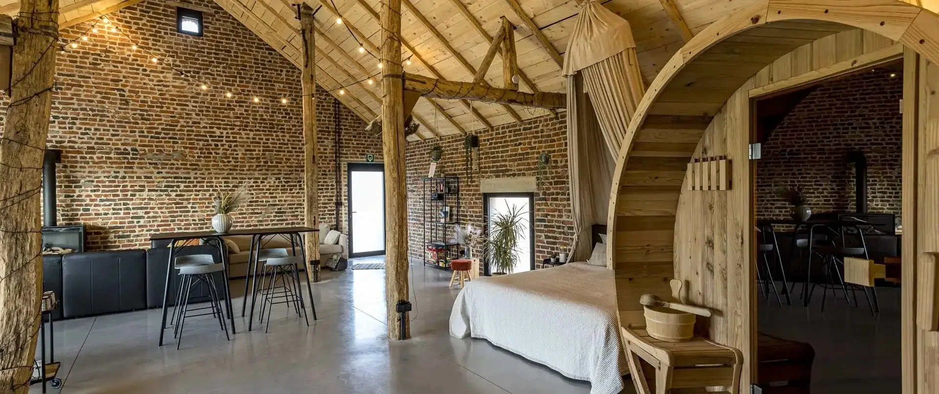 hoeveschuur in millen